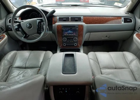 2007 Chevrolet Suburban K1500 from USA, damaged, VIN 1GNFK16Y77R376764